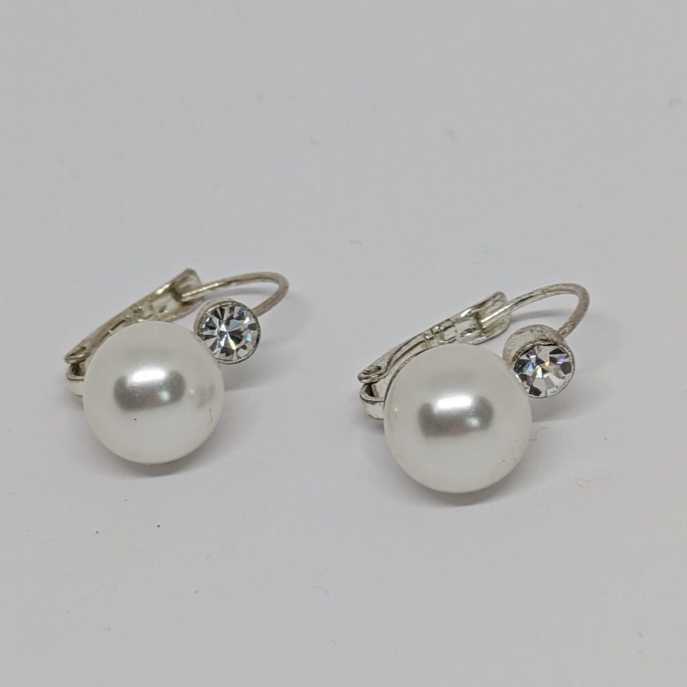 Elegant Rhinestone & White Faux Pearl Earrings Leverback Wedding Bridal Fashion